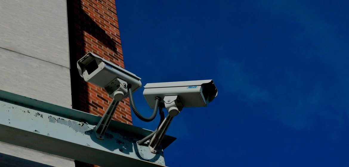 Как обеспечить безопасность на даче: основные методы